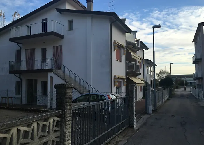 公寓 A Due Passi Dal Mare 利多迪迪耶索洛